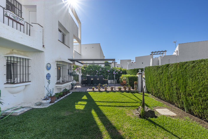 Image No.18-3 Bed House for sale