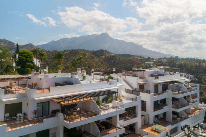 Image No.36-3 Bed Property for sale