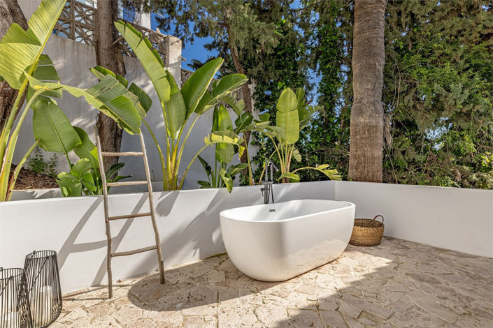 Image No.25-4 Bed Villa for sale