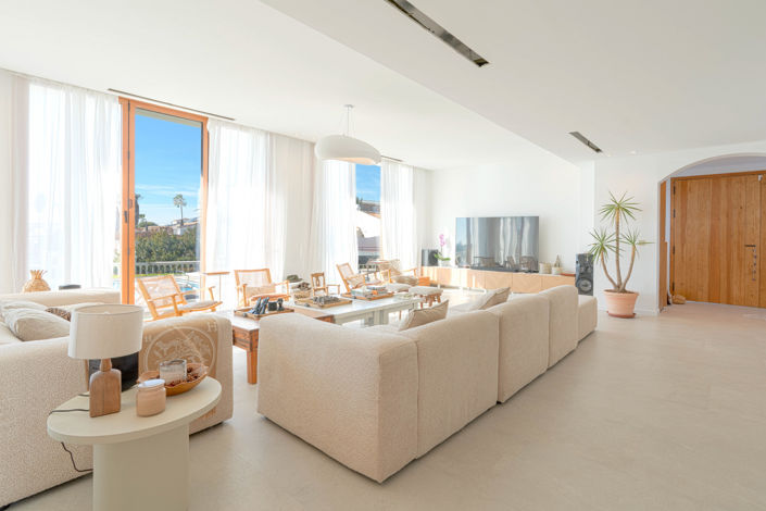 Image No.8-5 Bed Villa for sale