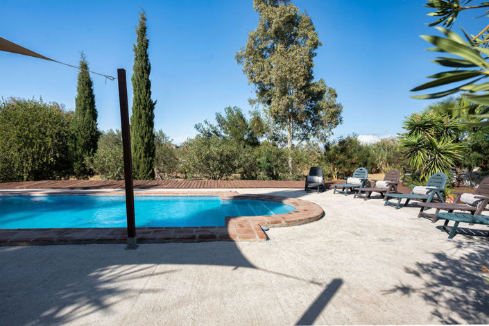 Image No.3-4 Bed Villa for sale