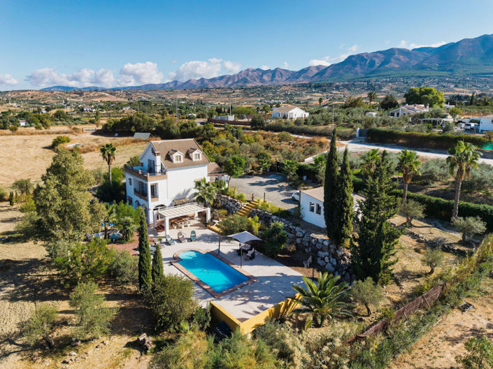 Image No.30-4 Bed Villa for sale