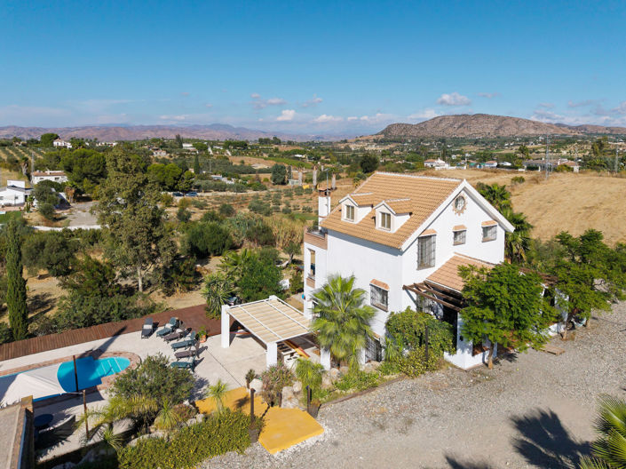 Image No.6-4 Bed Villa for sale