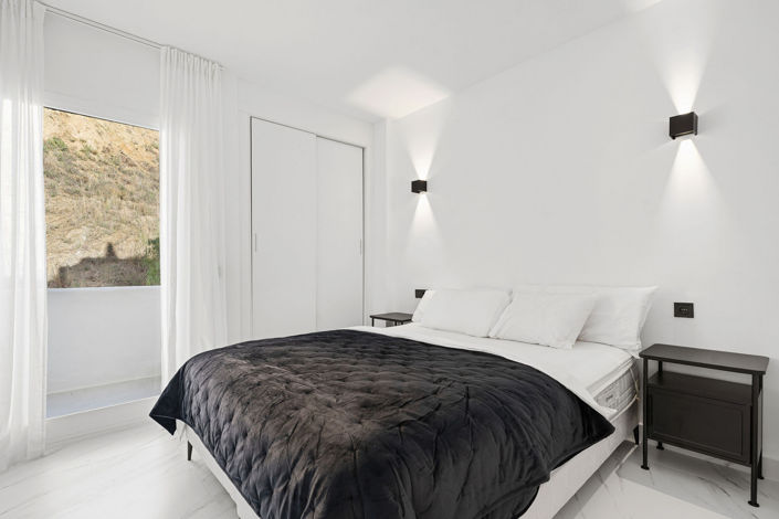 Image No.14-3 Bed Apartment for sale