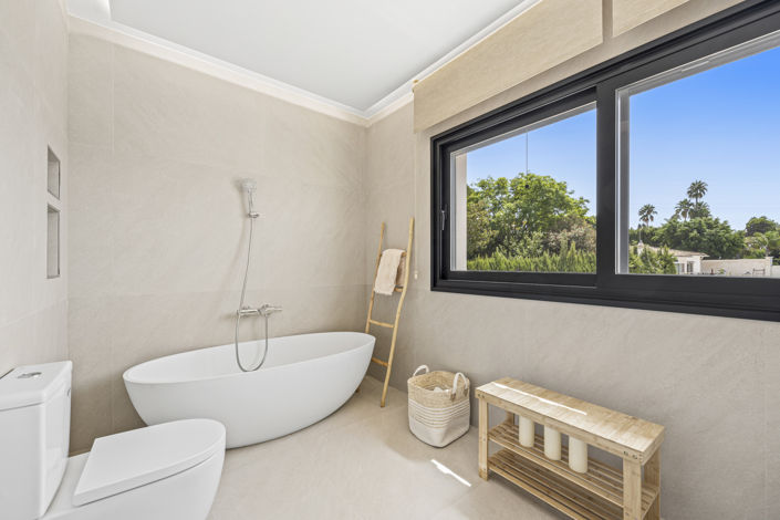 Image No.19-4 Bed Villa for sale