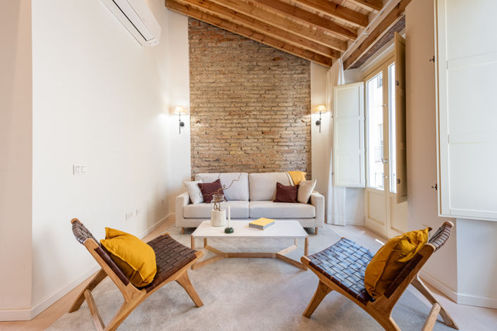 Image No.7-2 Bed Property for sale