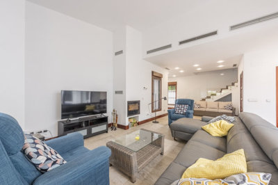 b98le8d7m9k3degpefzhs0lif8u4xzvzhwxtmggyekxx9