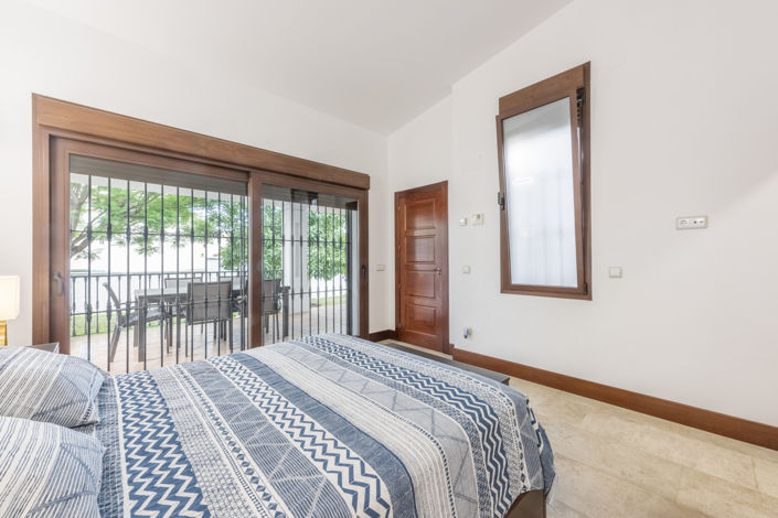 Image No.17-5 Bed Villa for sale