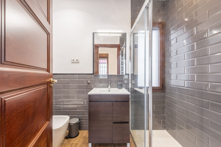 Image No.30-5 Bed Villa for sale