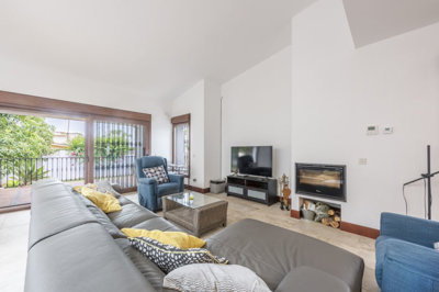 b98le8d7m9k3degpefzhs0lif8u4xzvzhwxtmggyekxx9