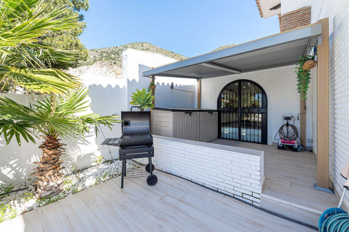 Image No.27-4 Bed Villa for sale