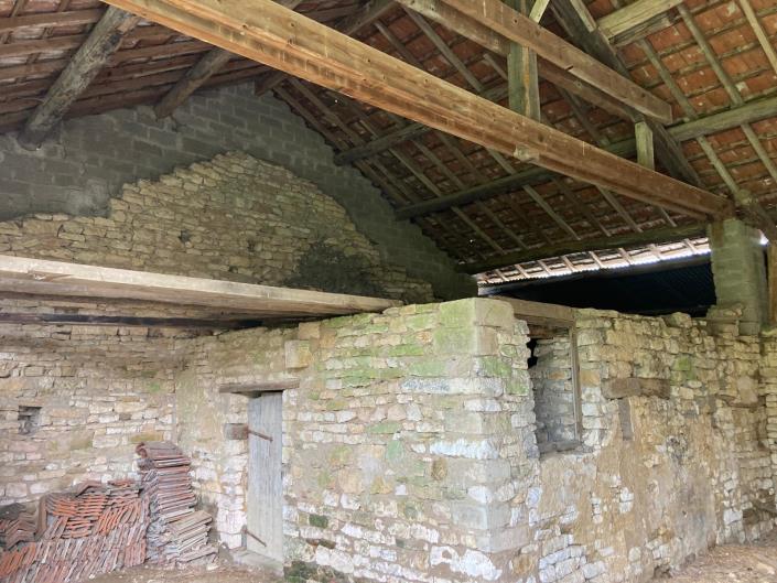 Image No.10-3 Bed House for sale