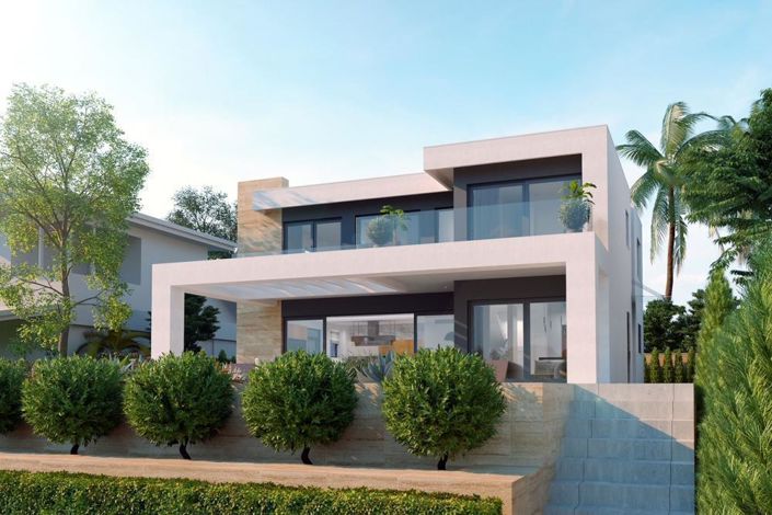 Image No.8-4 Bed Property for sale