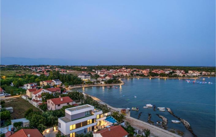 Image No.7-Propriété de 4 chambres à vendre à Croatie