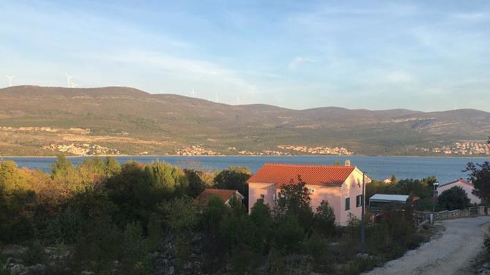 Image No.3-3 Bed Property for sale