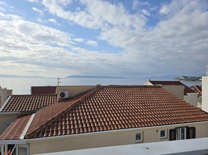 Image No.6-10 Bed Property for sale