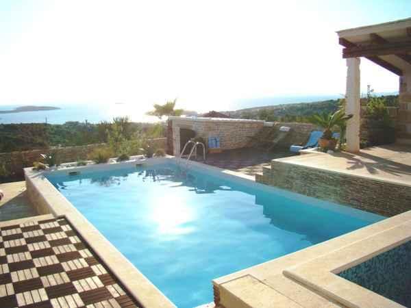 Image No.1-4 Bed Property for sale