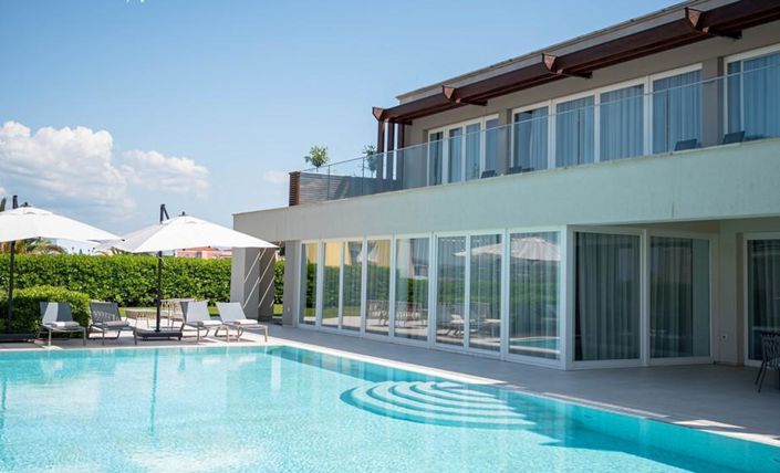 Image No.2-Propriété de 5 chambres à vendre à Umag