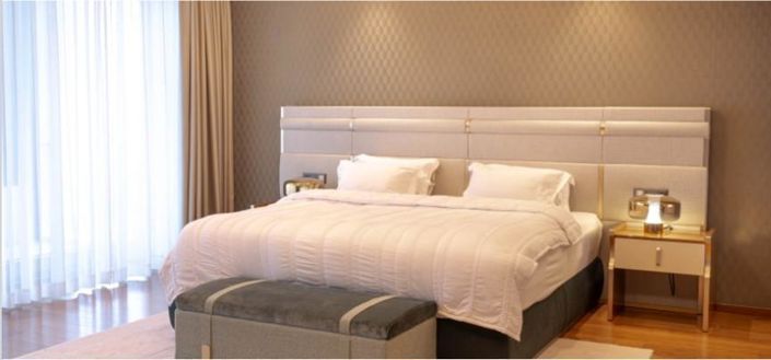 Image No.12-5 Bed Property for sale