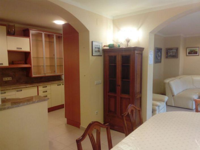 Image No.13-3 Bed Property for sale