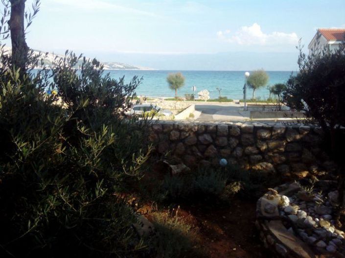 Image No.3-3 Bed Property for sale