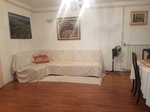 Image No.22-8 Bed Property for sale