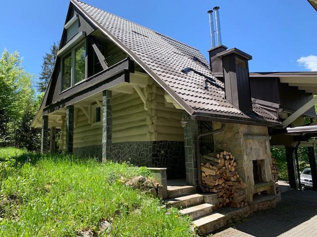 Image No.12-3 Bed Property for sale