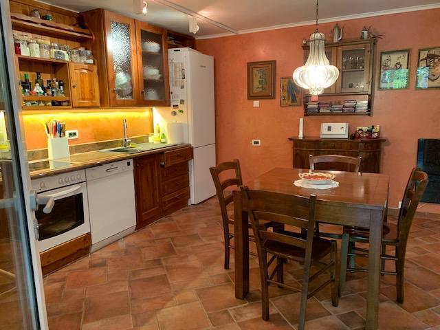 Image No.22-3 Bed Property for sale