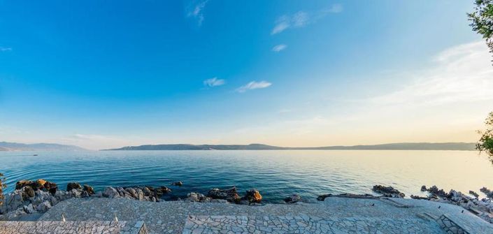 Image No.2-19 Bed Property for sale