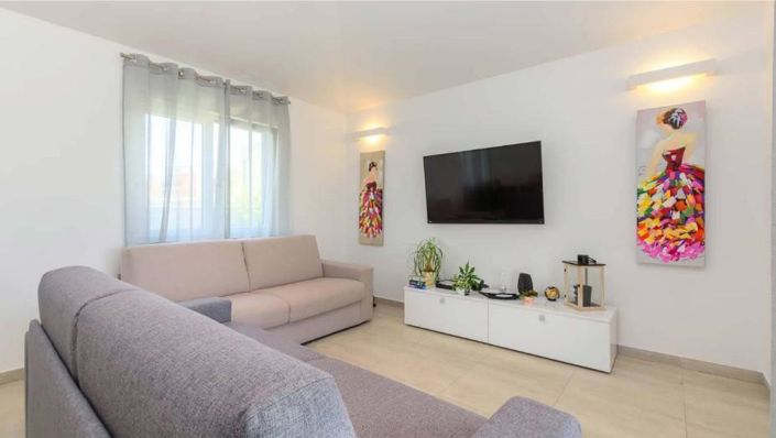 Image No.8-Propriété de 3 chambres à vendre à Pula