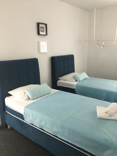 Image No.19-11 Bed Property for sale