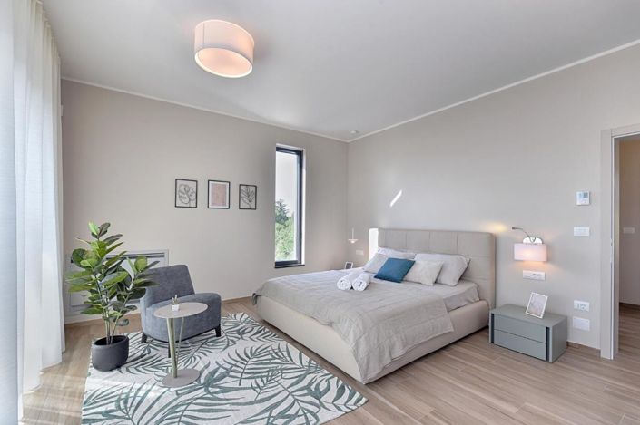 Image No.11-4 Bed Property for sale