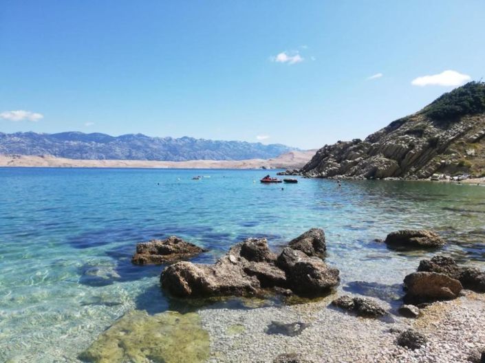 Image No.17-86 Bed Property for sale