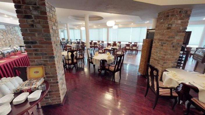 Image No.17-36 Bed Property for sale