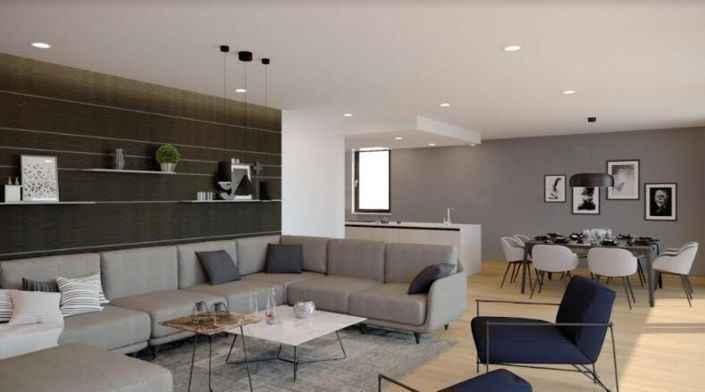 Image No.19-4 Bed Property for sale