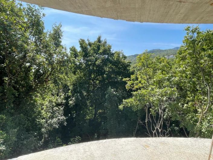 Image No.10-4 Bed Property for sale