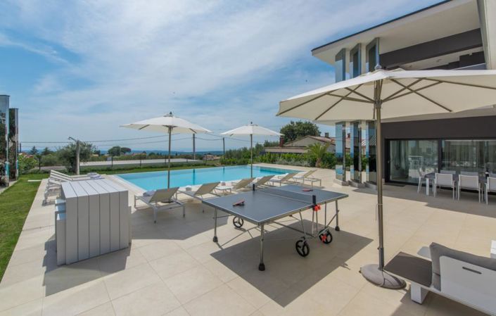 Image No.4-Propriété de 5 chambres à vendre à Kaštelir