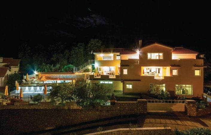 Image No.5-Propriété de 10 chambres à vendre à Croatie