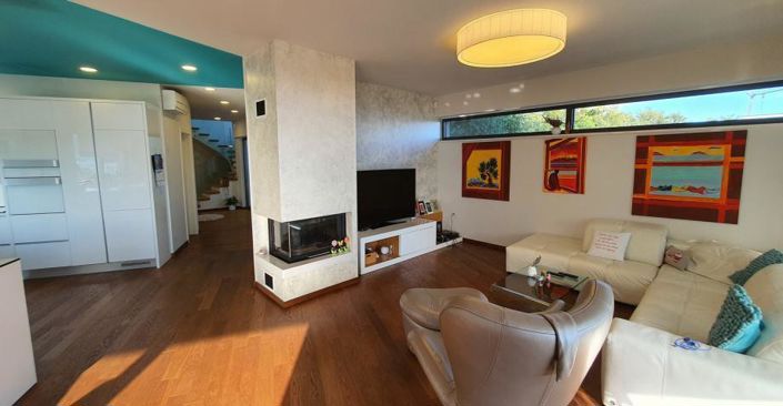 Image No.13-Propriété de 4 chambres à vendre à Kostrena