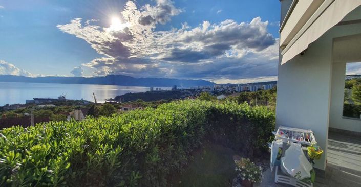 Image No.25-Propriété de 4 chambres à vendre à Kostrena