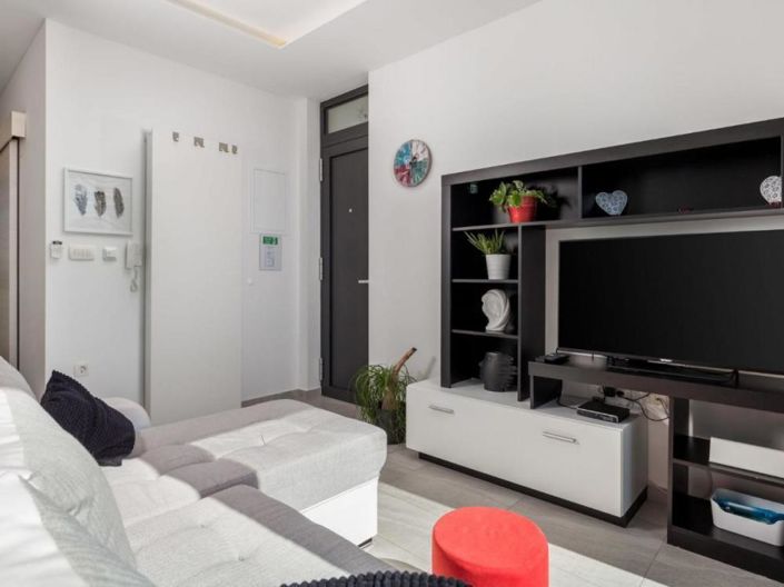 Image No.21-Propriété de 5 chambres à vendre à Kostrena