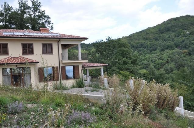 Image No.11-5 Bed Property for sale