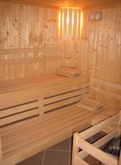 Image No.22-5 Bed Property for sale