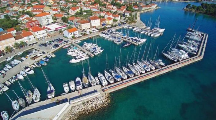 Image No.1-Propriété de 65 chambres à vendre à Croatie