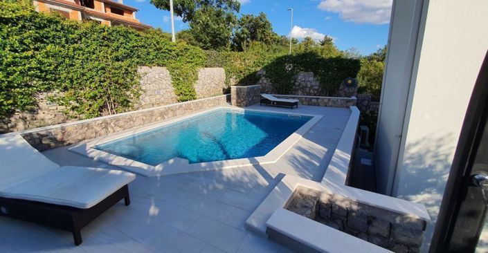 Image No.23-Propriété de 4 chambres à vendre à Kostrena