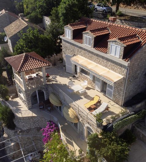 Image No.17-4 Bed Property for sale