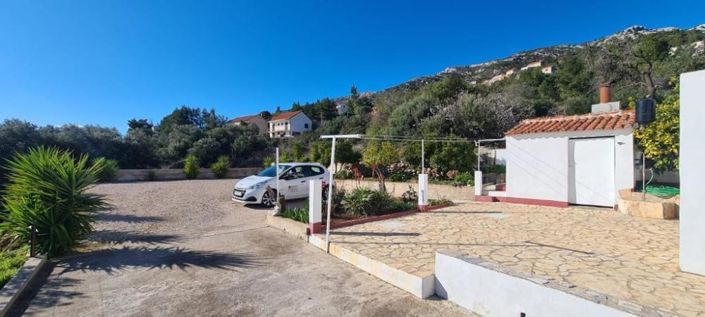 Image No.25-12 Bed Property for sale