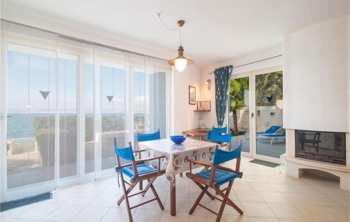 Image No.19-4 Bed Property for sale