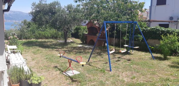 Image No.8-11 Bed Property for sale