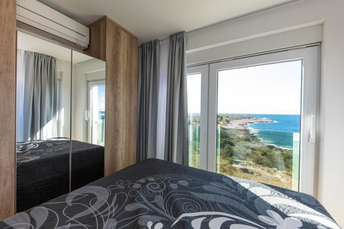 Image No.24-3 Bed Property for sale